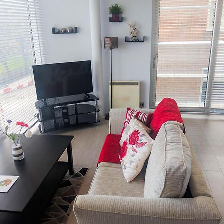 Lt Grove Apartment - Stratford لندن المظهر الخارجي الصورة